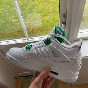 Äkta Jordan 4s kvitto finns bara att fråga om priset går att diskutera 