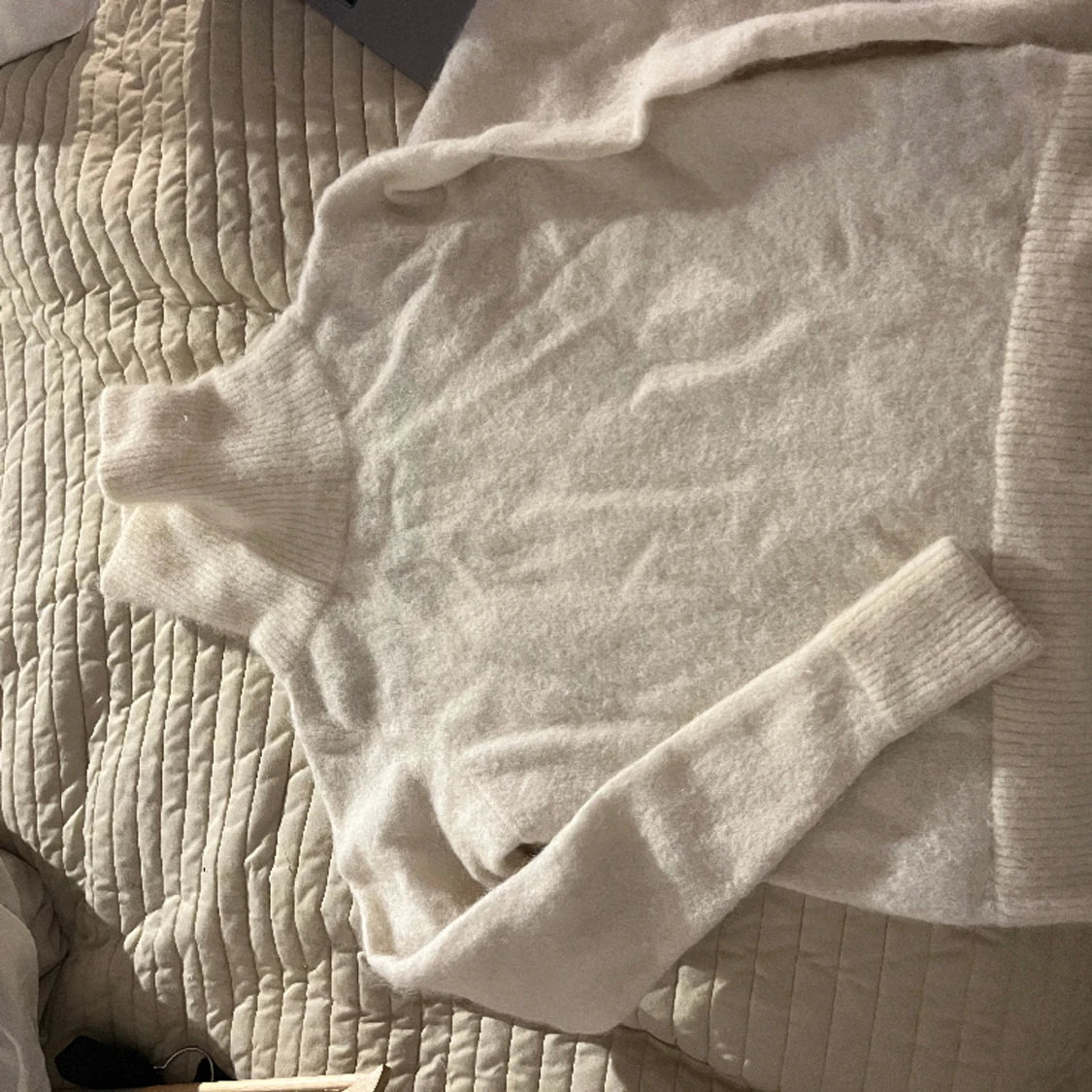 Stickad tröja i alpacka från stylein 