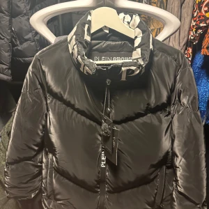 Philip Plein Sport Vinterjacka - Fick i julklapp men passar ej, helt ny värd 6000kr
