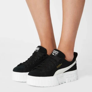 Puma hög sneakers - kvinna - Strl 38 Endast provad Nypris 1200kr Säljs för 800kr