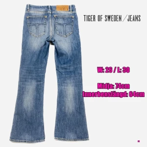 Bootcut lowwaist - Tiger of Sweden lowwaist bootcuts