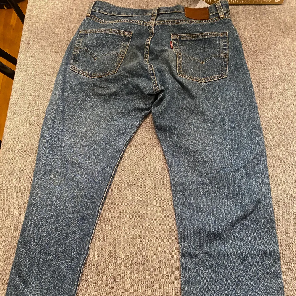 Bra skick!  Storlek: W30 L32 Mörkblå jeans . Jeans & Byxor.