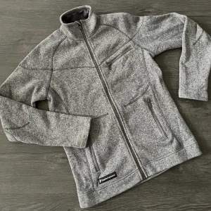 Fleece Peak Performance  - Väldigt fint skick! Storlek M. 
