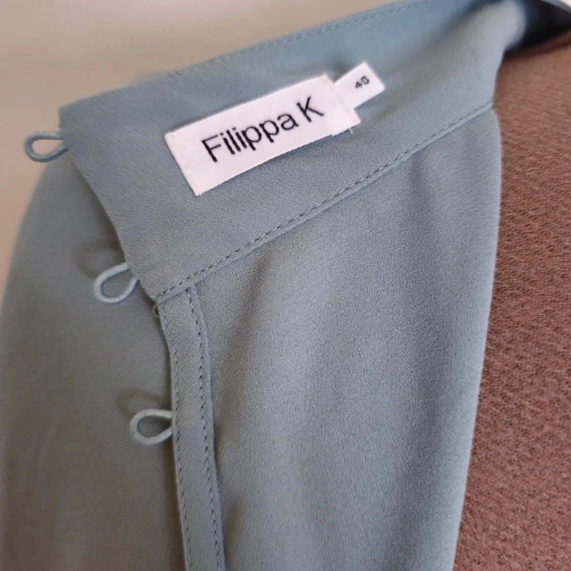 Oanvänd blus från Filippa K - 91