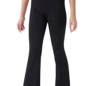 Utsvängda träningstighs - Jättesnygga bootcut träningsbyxor i ny skick och aldrig andvända💕💕jättebra till idrotten  Nypris 249kr