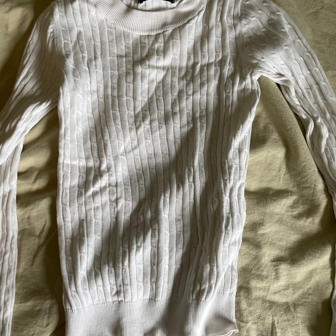 Två stickade tröjor från Gina Tricot  - 91