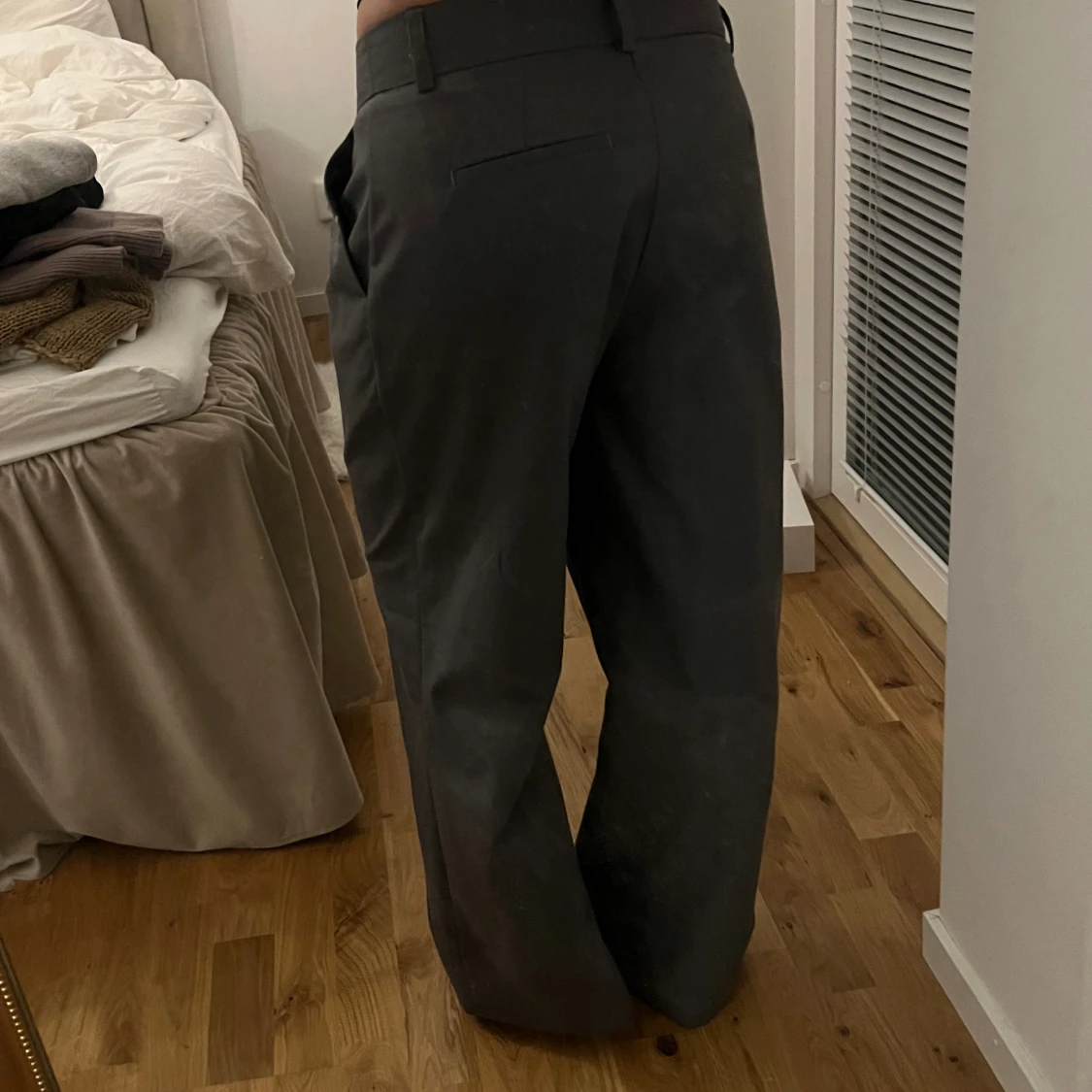 Lågmidjade kostymbyxor - 90