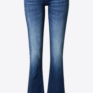 Snygga ltb jeans - Sjukt snygga jeans, inga defekter💗 Nypris är 800, pris kan diskuteras!