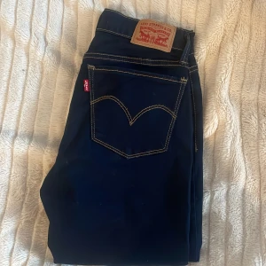 Levi’s  - Nyskick, aldrig använda. 