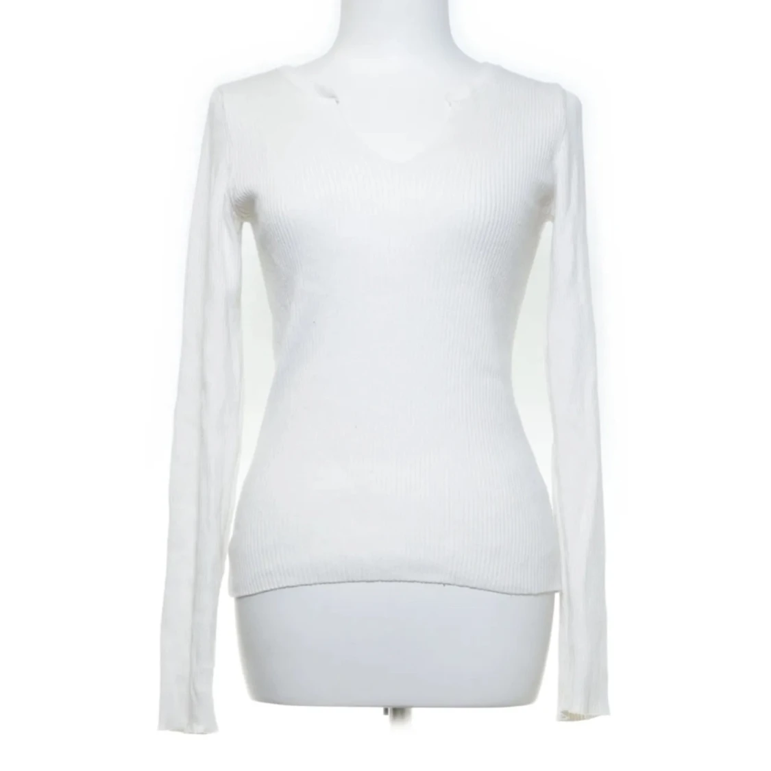 Ribbstickad tröja - 92