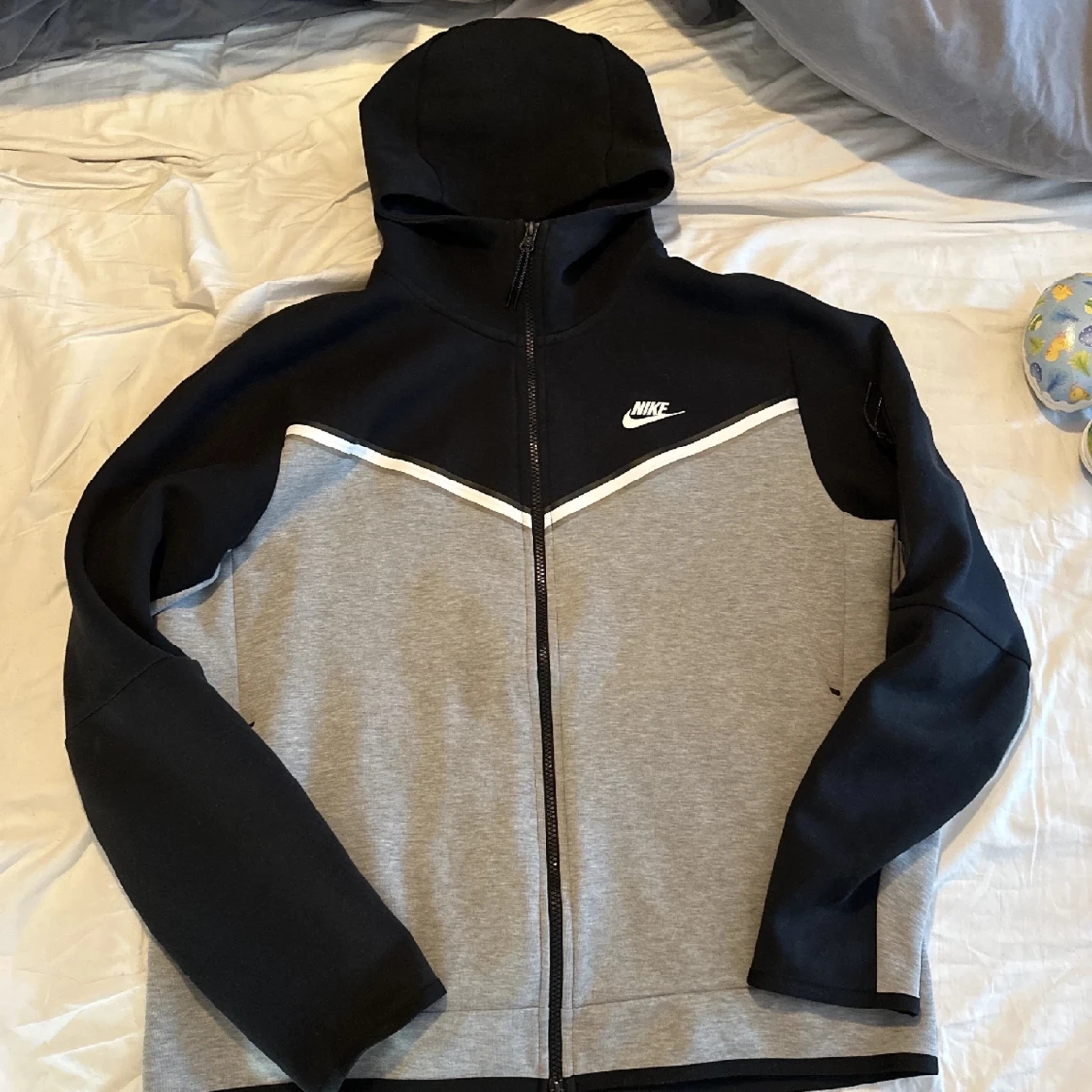 Nike tech fleece 