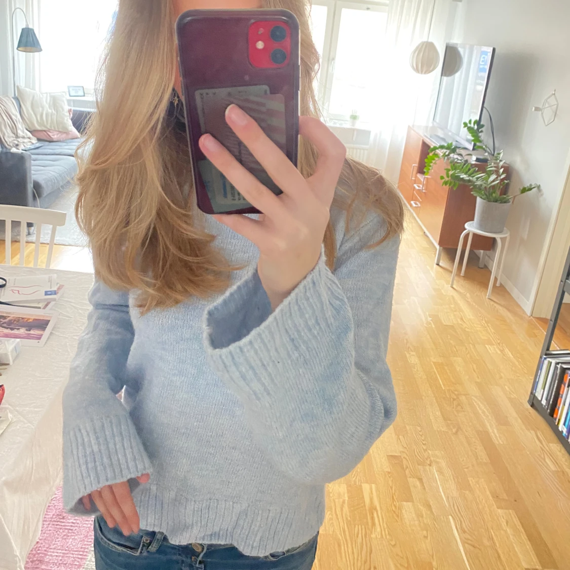 Ljusblå stickad tröja  - 91