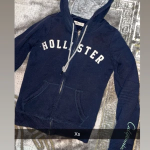 Tröja  - Fina skick 