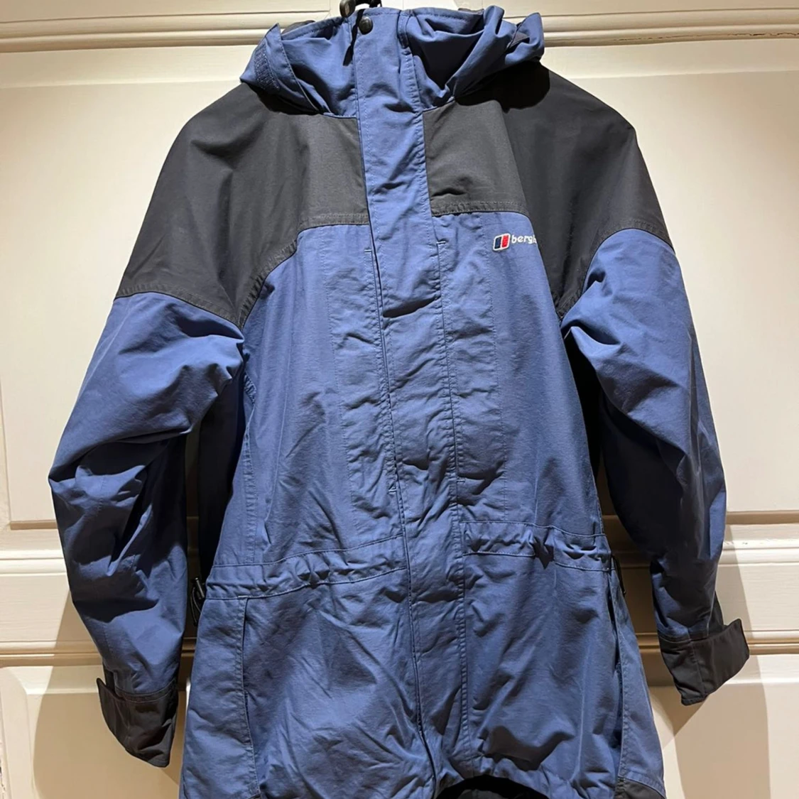 Berghaus regn och vindtät jacka