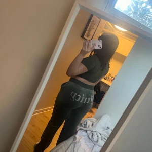 Juicy byxor  - Juicy byxor säljs inte längre 