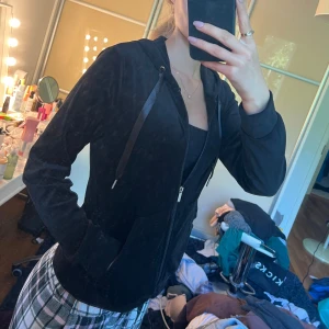 Zip up hoodie - Thin velvet material zip up hoodie, never worn