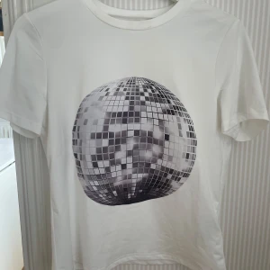 Disco tshirt - Rolig tröja som ja aldrig använt bara testat. Frakt tillkommer