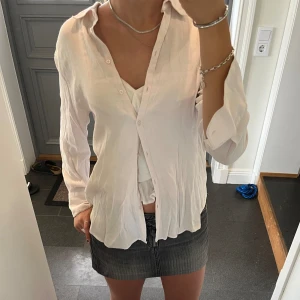 Rosa skjorta - Rosa skjorta från Boomerang i storlek 38. Fint skick. Använd gärna köp nu!