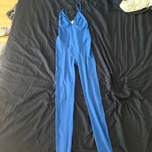 Zara jumpsuit sport. S size new - New Zara jumpsuit for sport with tags. Never used. Marine blue colore. Unfortunately too small in breasts for me. 