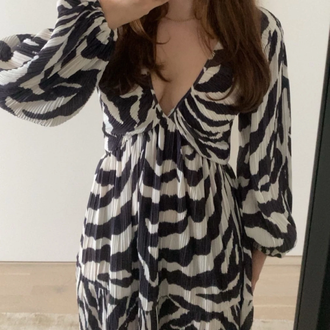 Zebramönstrad klänning