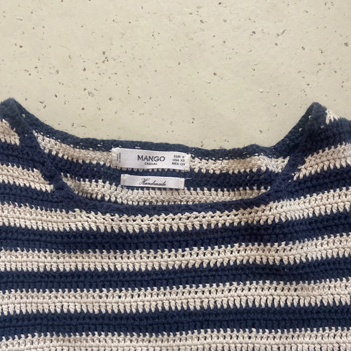 Randig trekvartsärmad stickad tröja - 90