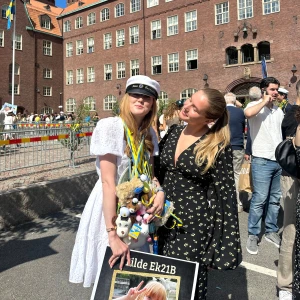 Adooreklänning  - Säljer denna underbara klänning från Adoore. Använd 2 gånger. Strl 38, passar även 36