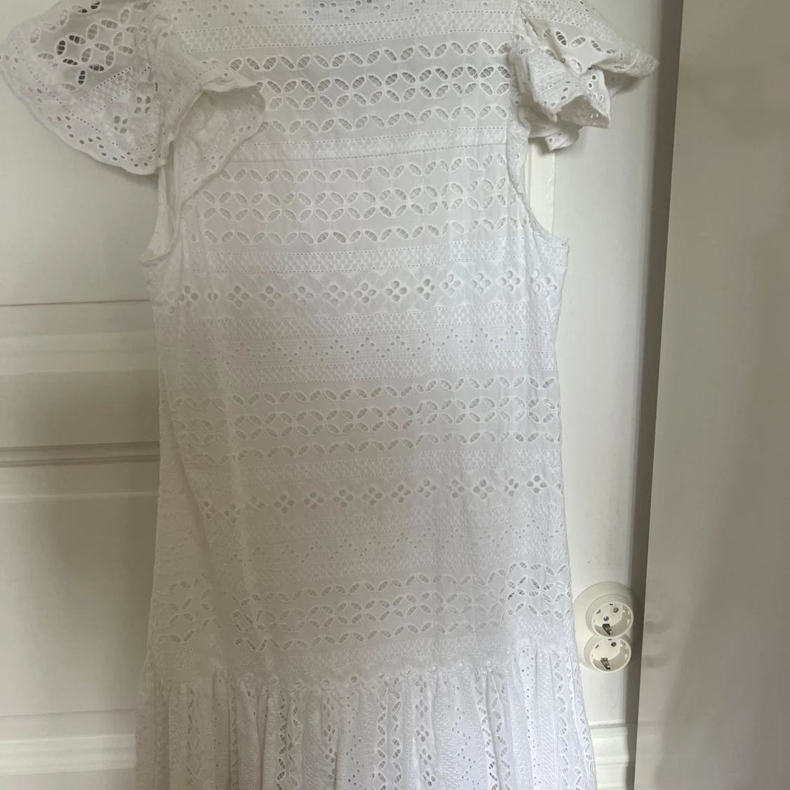 Vit sommarklänning  - 90