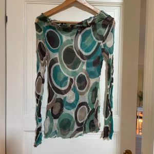Mönstrad topp - Mönstrad topp i mesh, vintage, stl s/m