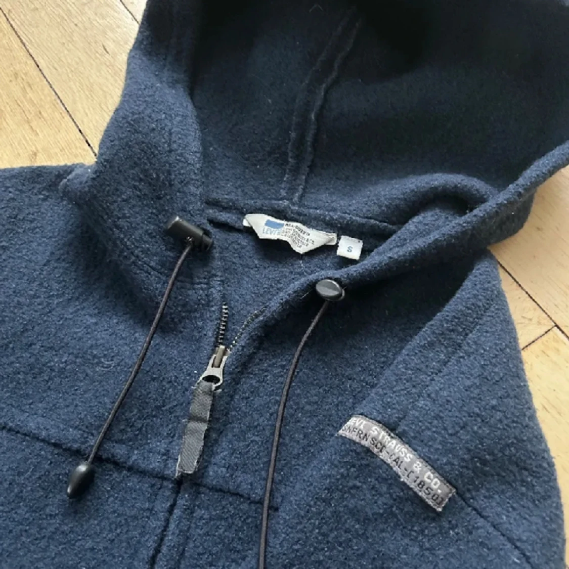 Levi’s zip hoodie  - 91