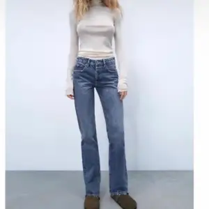 Mid waist jeans från Zara 💙storlek 38💙använda fåtal gånger