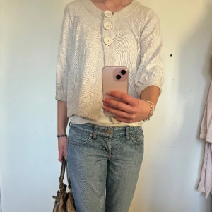 Trekvartsärmad kofta - Jättefin kofta skriv om du har någon fråga🩷