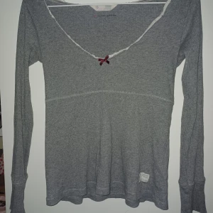 Odd Molly topp - En snygg Odd molly topp! Skriv om ni har några frågor🩷