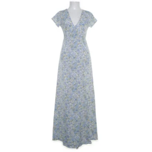 Sommarklänning  - Blommig sommarklänning från boohoo