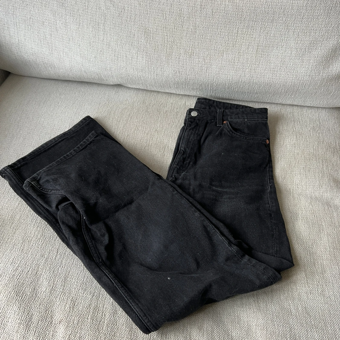 Svart jeans 
