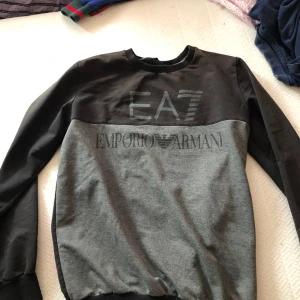 Tröja  -  har du inte använt den mycket 