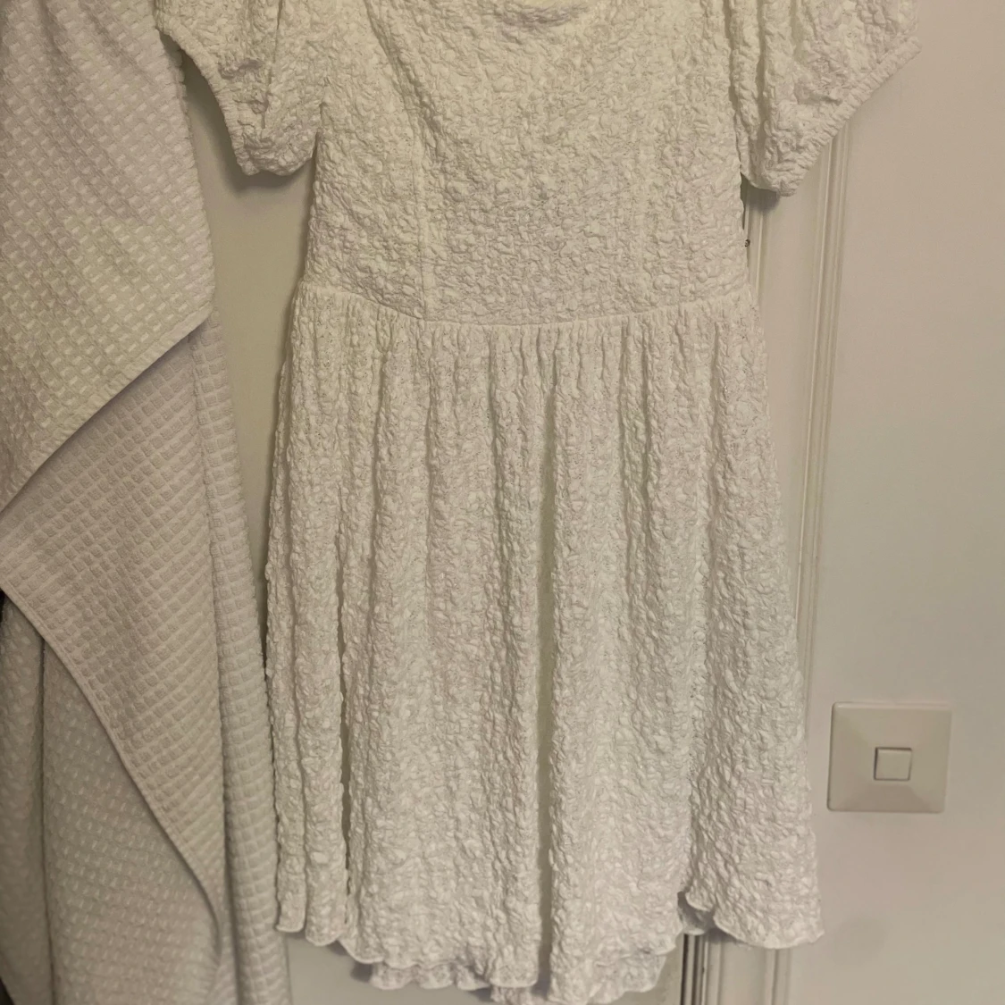 Vit kort klänning - 90