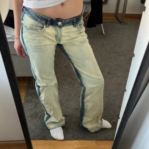 Lågmidjade jeans - Sjukt snygga lågmidjade jeans som tyvärr är förstora 