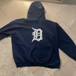 Detroit tigers hoodie från 00-tal Välsigt bra skick 