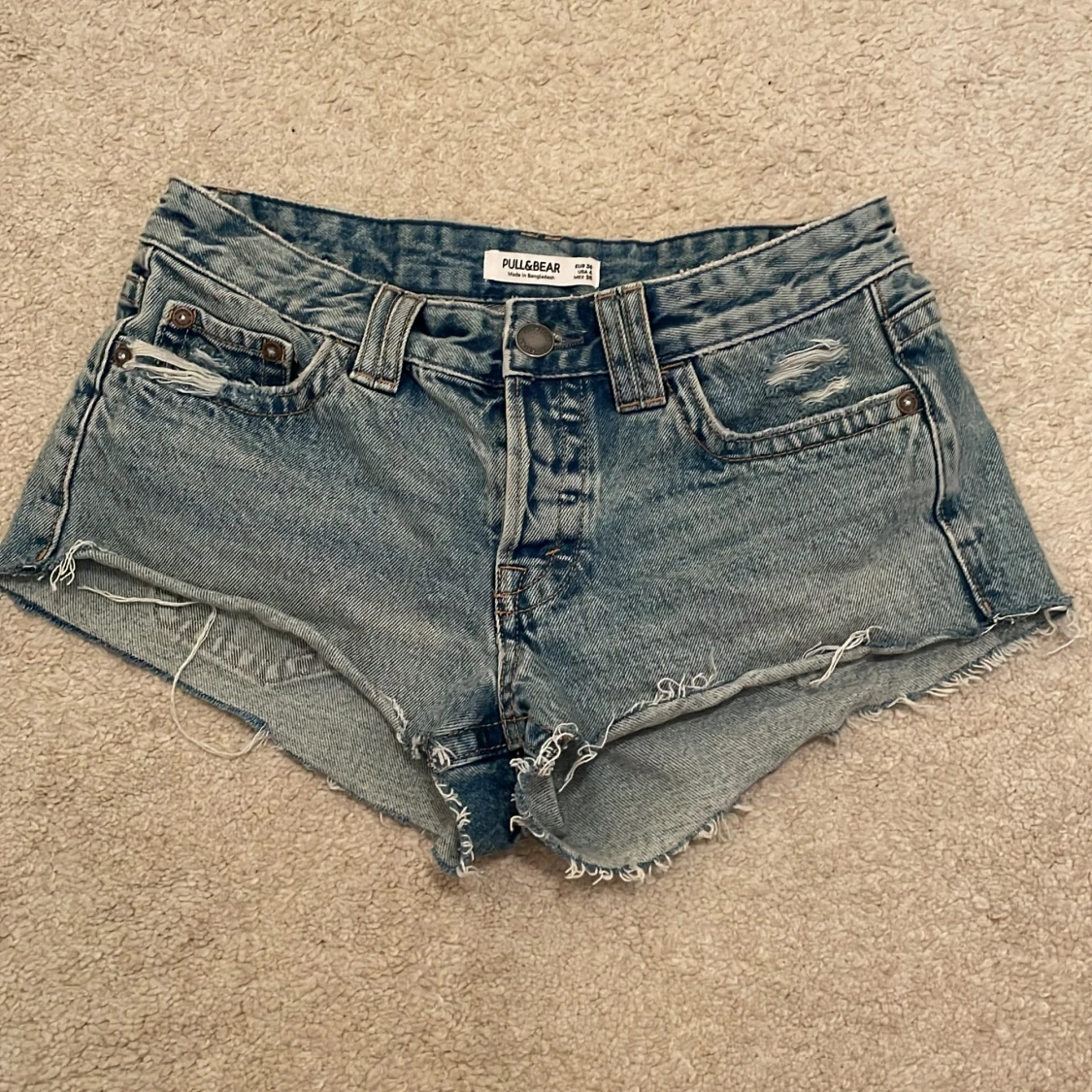 Lågmidjade shorts - 90