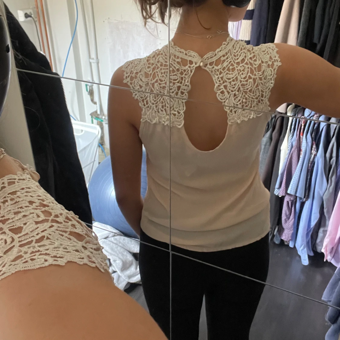 Snygg blus med spets - 90