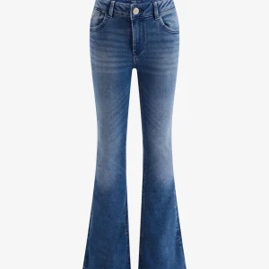 WE fashion blå jeans - Supersnygga blåa jeans från WE fashion köpta på zalando😍 säljer för att det har blivit alldeles för små. Väl använda men inga defekter. Storlek 146. Nypris 500 kr. Köpare står för frakt!!!❤️