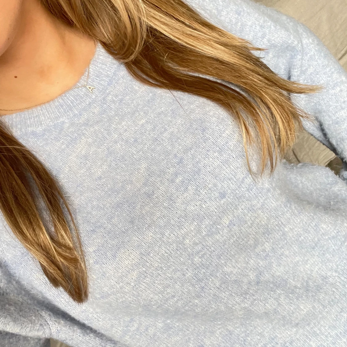 Ljusblå stickad tröja  - 90