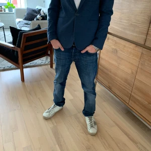 Jack & Jones Jeans - Tja! Säljer dessa riktigt snygga Jeans, dem är i väldigt bra skick! Skriv för ytterligare frågor eller funderingar.