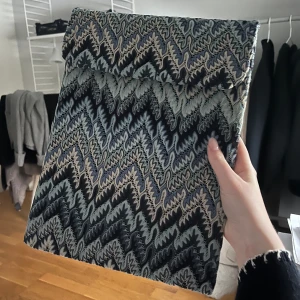 Datorfodral från uf företag  - Superfint datorfodral köpt från ett uf företag på Instagram, 350+frakt