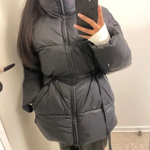 Dunjacka  - Dunjacka från BikBok köpt nu i vintras 