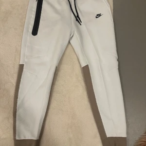 Nike Sportswear TechFleece - Helt ny med prislappen.