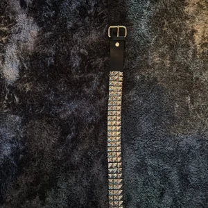 Nitbälte - Bra skick. 100 cm lång.