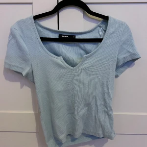 Topp - Söt topp i mycket fint skick!