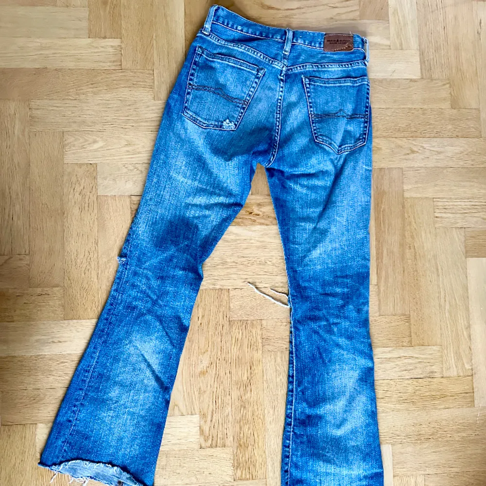 Sjukt snygga bootcut jeans ifrån Ralph Lauren❤️✨ Storlek 26/30. Jeans & Byxor.