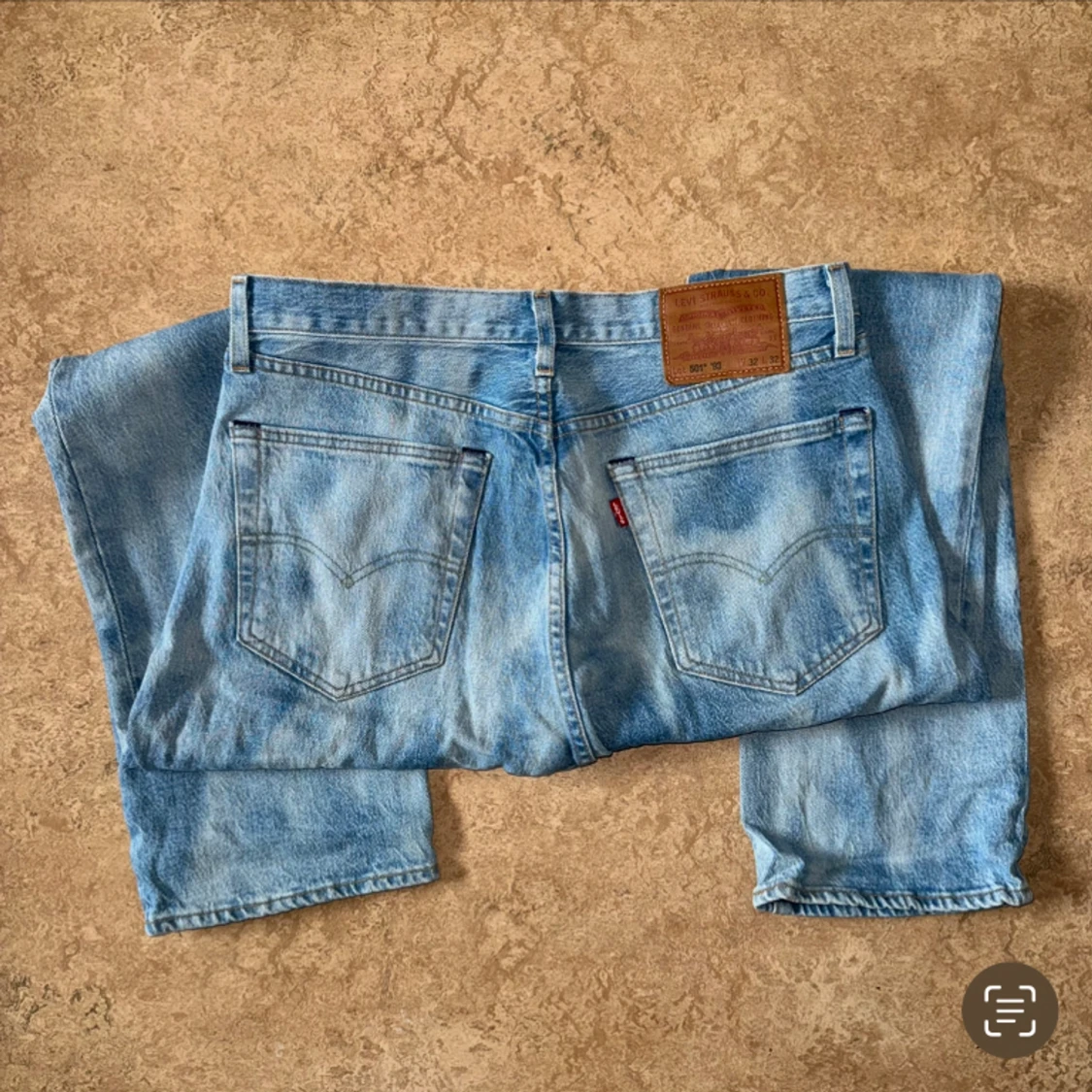 Levis 501 Bleached Blåa Jeans - 2